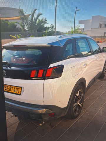 פיג'ו 3008