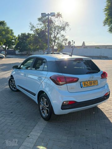 מודעת רכב יונדאי i20 2