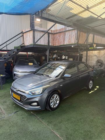 מודעת רכב יונדאי i20