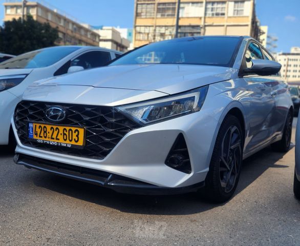 יונדאי i20