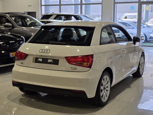 אאודי A1