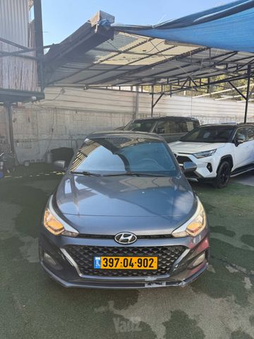 מודעת רכב יונדאי i20