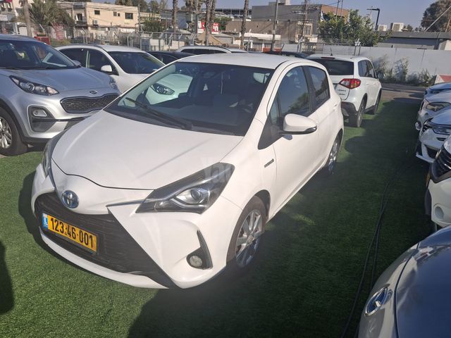 מודעת רכב טויוטה יאריס