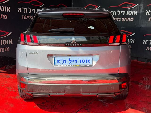 פיג'ו 3008