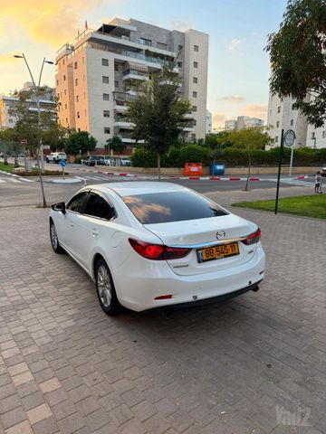 מאזדה 6
