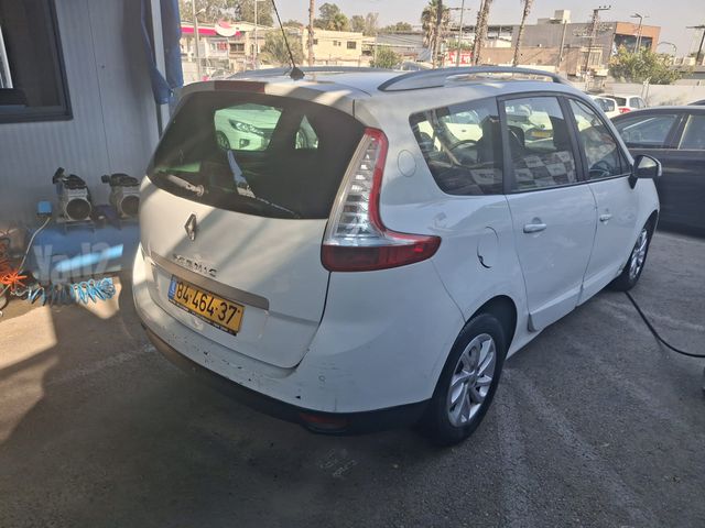 מודעת רכב רנו סניק