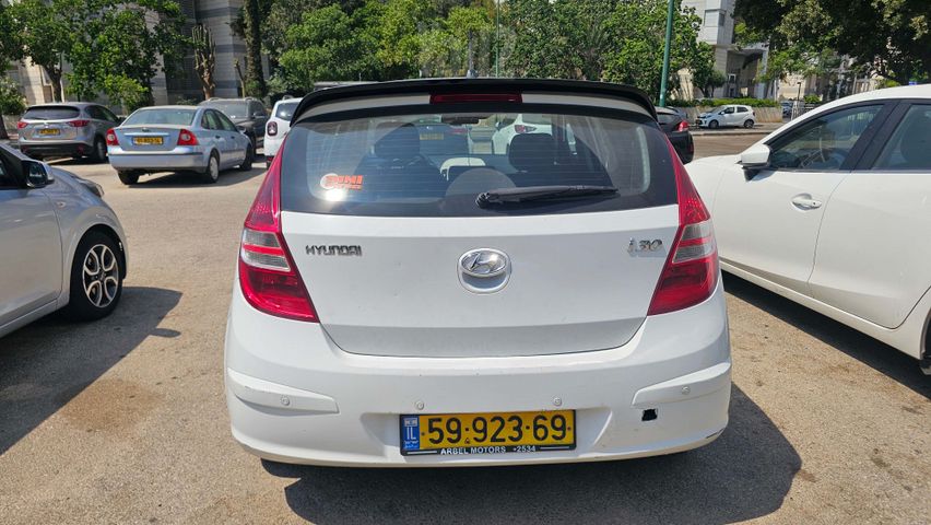 יונדאי i30
