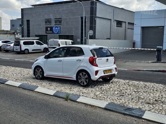 קיה פיקנטו