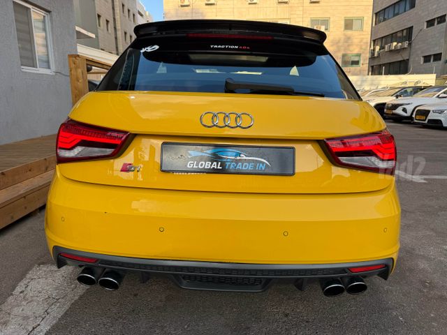 אאודי S1