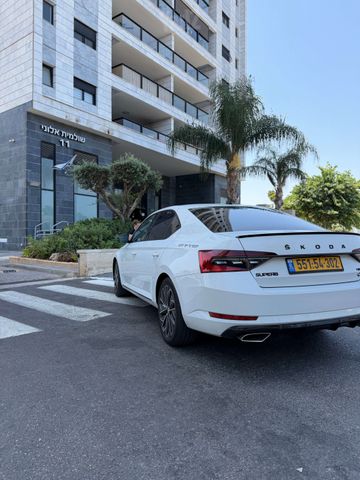 מודעת רכב סקודה סופרב