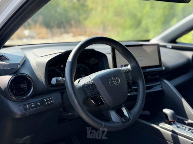 טויוטה C-HR