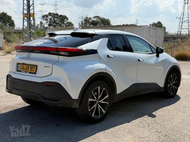 טויוטה C-HR