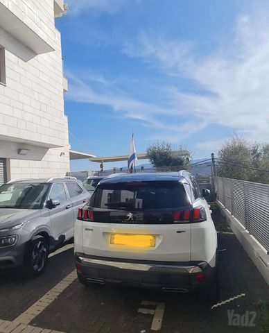 פיג'ו 3008