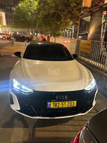 אאודי E-tron GT