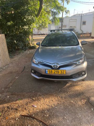 מודעת רכב טויוטה אוריס