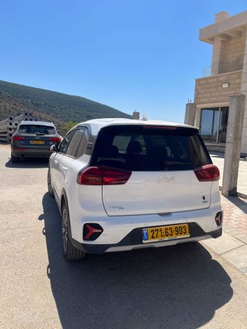 קיה נירו פלוס