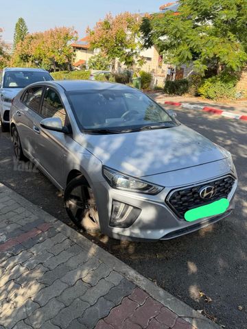 יונדאי איוניק