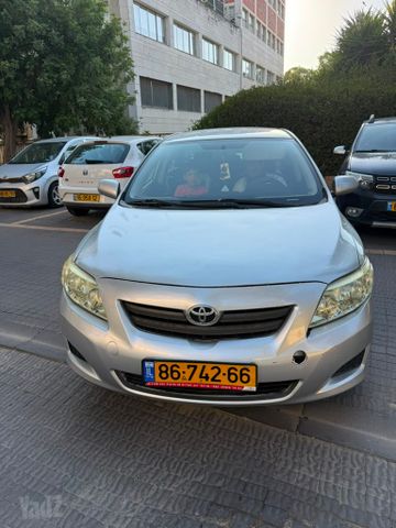 טויוטה קורולה