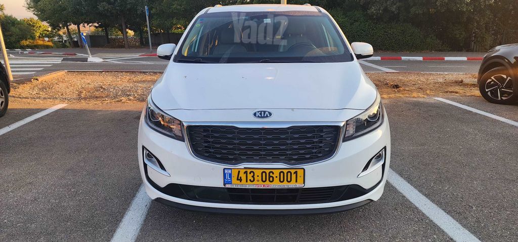 מודעת רכב קיה קרניבל