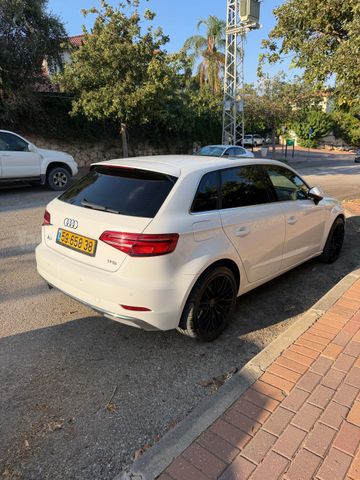 אאודי A3