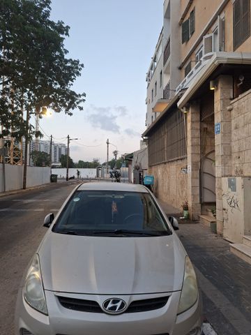 מודעת רכב יונדאי i20