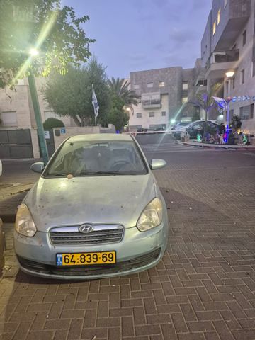 יונדאי אקסנט i25