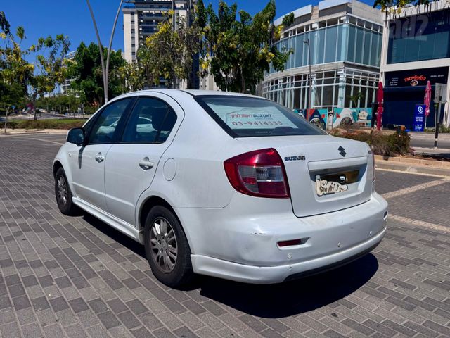 סוזוקי SX4