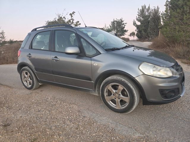 סוזוקי SX4