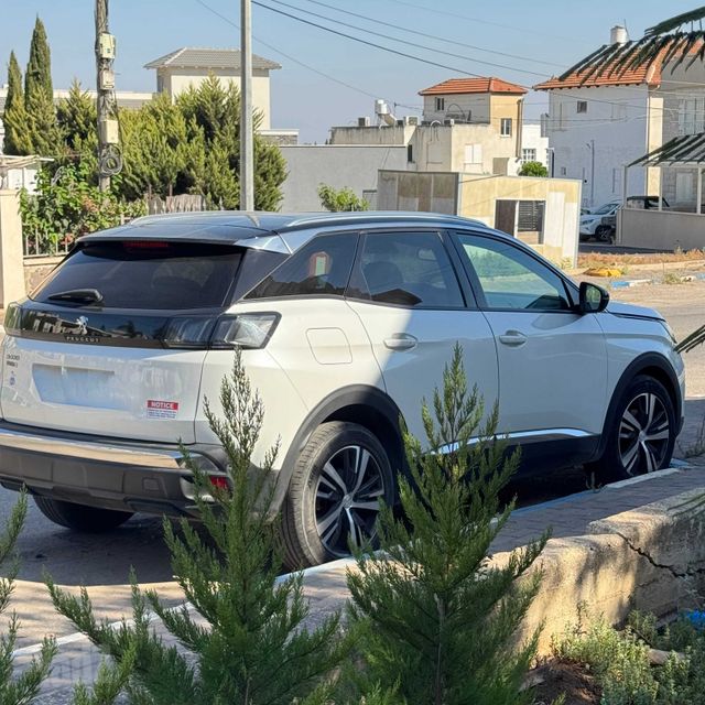 מודעת רכב פיג'ו 3008