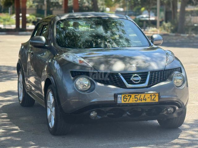 ניסאן ג'וק