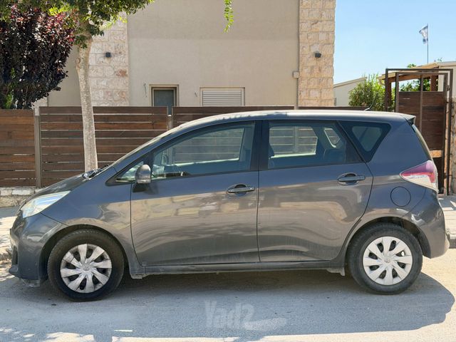 מודעת רכב טויוטה ורסו-S