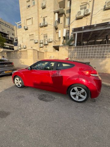 יונדאי ולוסטר