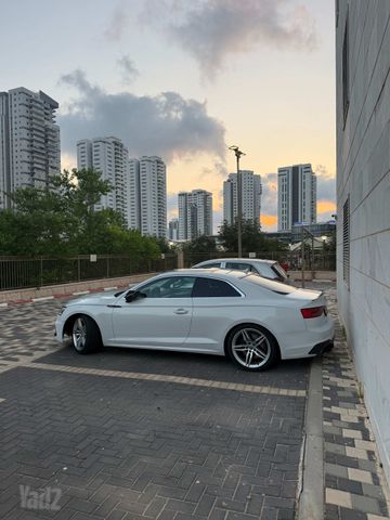 אאודי A5