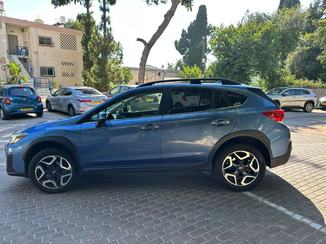 סובארו XV