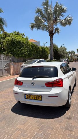 מודעת רכב ב מ וו סדרה 1