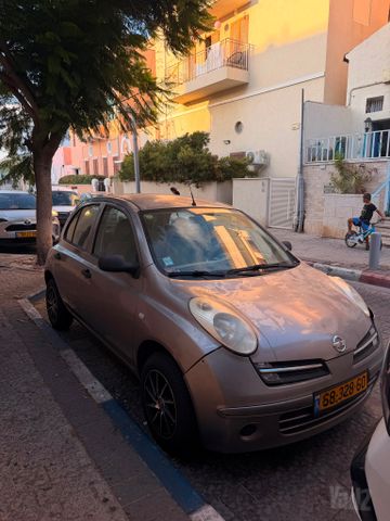 מיקרה Visia אוט׳ 1.4 (88 כ״ס)