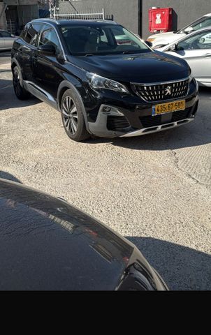 פיג'ו 3008
