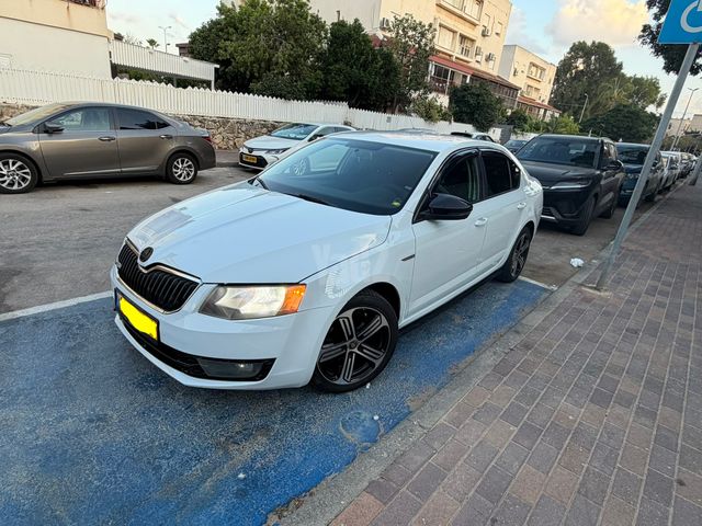סקודה אוקטביה