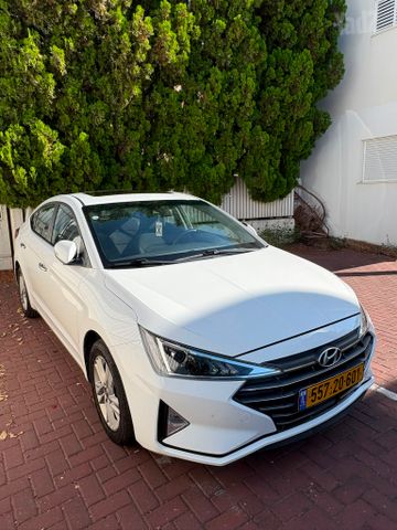 יונדאי אלנטרה