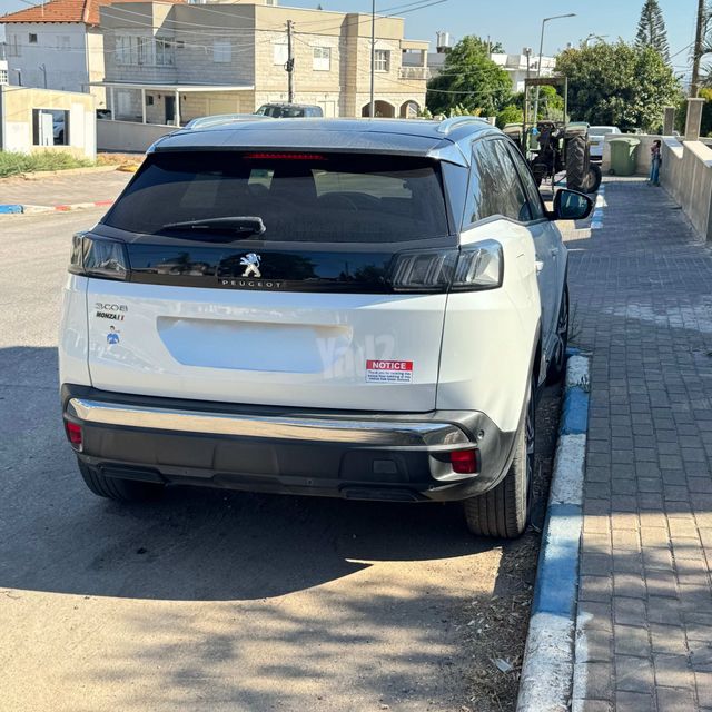 פיג'ו 3008