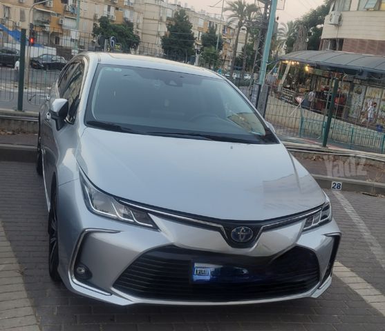 מודעת רכב טויוטה קורולה