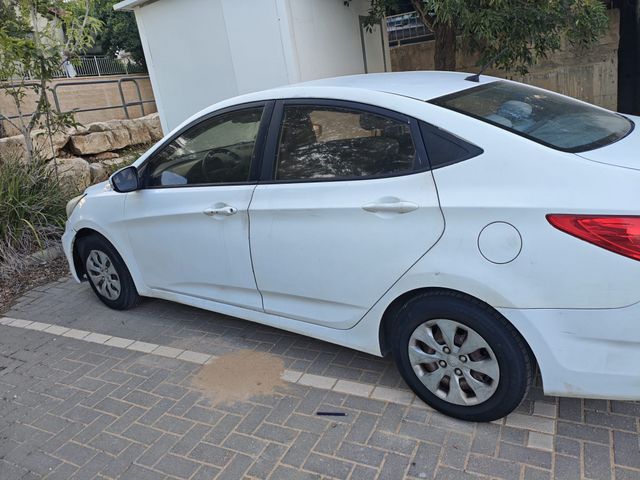 יונדאי אקסנט i25