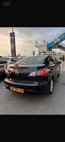 מודעת רכב מאזדה 3