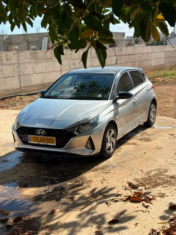 יונדאי i20