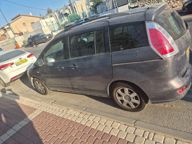 מודעת רכב מאזדה 5