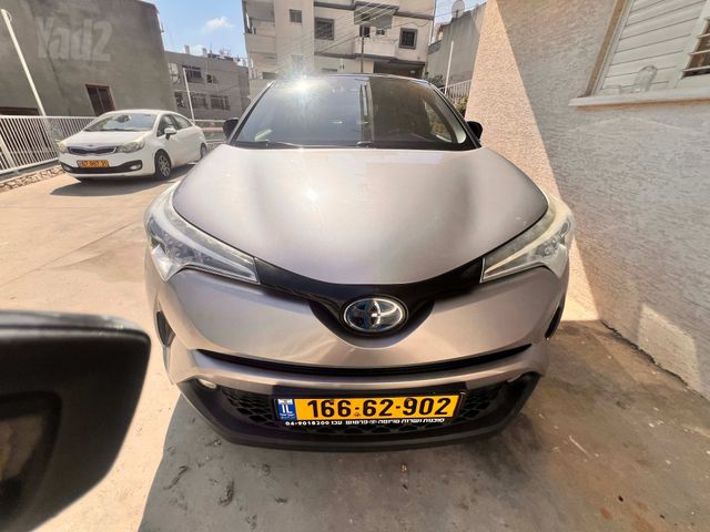 טויוטה C-HR