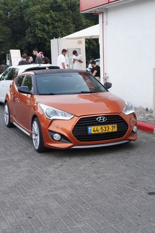 יונדאי ולוסטר
