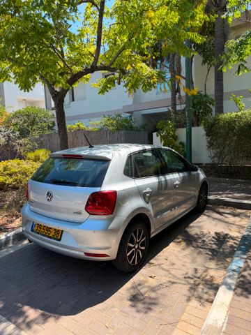 פולקסווגן פולו 