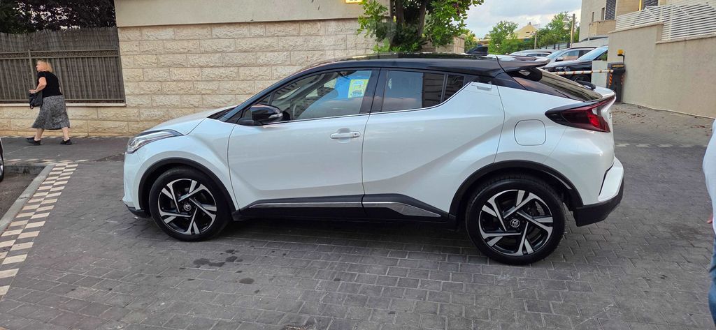 טויוטה C-HR