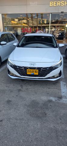 יונדאי אלנטרה